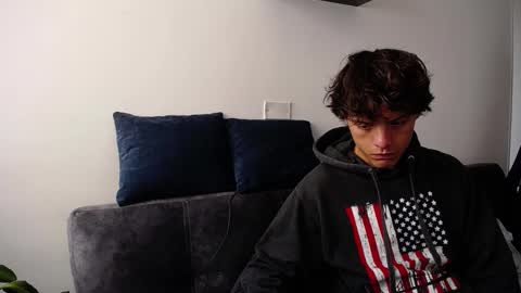 Snapshot of santii_rose chatting on 29, 12, 2024 Santii online show from 29, 12, 2024