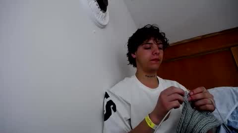 Snapshot of santii_rose chatting on 4, 1, 2025 Santii online show from 4, 1, 2025