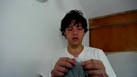 Snapshot of santii_rose chatting on 5, 1, 2025 Santii online show from 5, 1, 2025