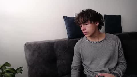 Snapshot of santii_rose chatting on 24, 1, 2025 Santii online show from 24, 1, 2025