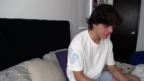 Snapshot of santii_rose chatting on 16, 2, 2025 Santii online show from 16, 2, 2025