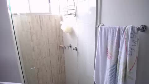 Snapshot of santii_rose chatting on 24, 2, 2025 Santii online show from 24, 2, 2025