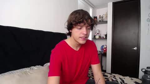 Snapshot of santii_rose chatting on 1, 3, 2025 Santii online show from 1, 3, 2025