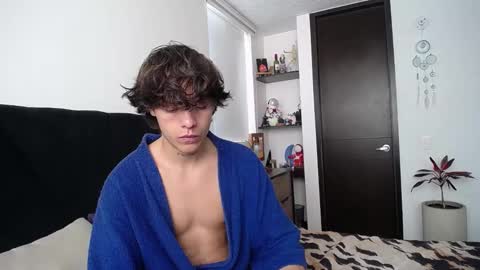 Snapshot of santii_rose chatting on 11, 3, 2025 Santii online show from 11, 3, 2025