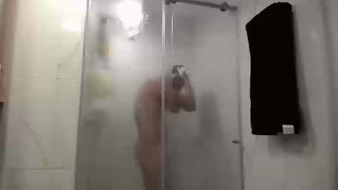 Snapshot of santii_rose chatting on 9, 9, 2025 Santii online show from 9, 9, 2025