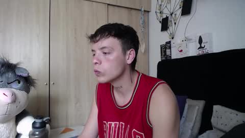 Snapshot of santii_rose chatting on 12, 9, 2025 Santii online show from 12, 9, 2025