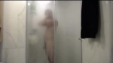 Snapshot of santii_rose chatting on 21, 11, 2025 Santii online show from 21, 11, 2025