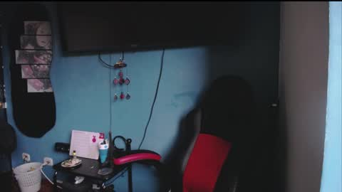 Santii online show from 4, 4, 2026