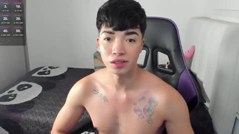 Snapshot of santy7u7 chatting on 3, 12, 2024 Mr. Santiago online show from 3, 12, 2024