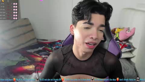 Snapshot of santy7u7 chatting on 28, 2, 2025 Mr. Santiago online show from 28, 2, 2025