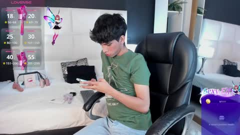 Santiago Carrington online show from 7, 12, 2024