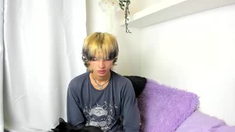 kitty online show from 4, 12, 2024