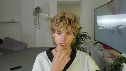 kitty online show from 20, 10, 2025