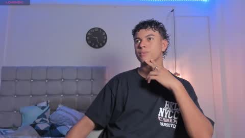 Snapshot of santy_stump chatting on 26, 9, 2025 santy_stump online show from 26, 9, 2025