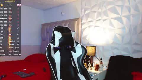 Snapshot of santyago_taylor chatting on 8, 12, 2024 Santyago online show from 8, 12, 2024