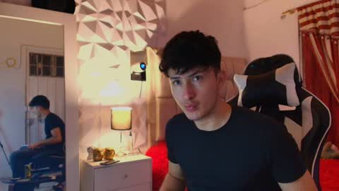 Snapshot of santyago_taylor chatting on 26, 12, 2024 Santyago online show from 26, 12, 2024