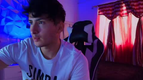 Snapshot of santyago_taylor chatting on 27, 12, 2024 Santyago online show from 27, 12, 2024