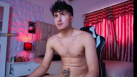 Snapshot of santyago_taylor chatting on 10, 1, 2025 Santyago online show from 10, 1, 2025