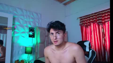 Snapshot of santyago_taylor chatting on 14, 1, 2025 Santyago online show from 14, 1, 2025