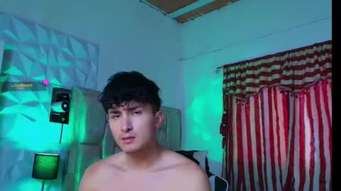 Snapshot of santyago_taylor chatting on 22, 1, 2025 Santyago online show from 22, 1, 2025
