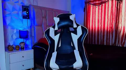 Snapshot of santyago_taylor chatting on 5, 2, 2025 Santyago online show from 5, 2, 2025