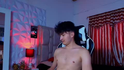 Snapshot of santyago_taylor chatting on 12, 2, 2025 Santyago online show from 12, 2, 2025