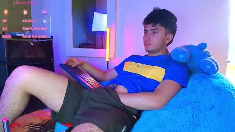 Santyago online show from 19, 11, 2025