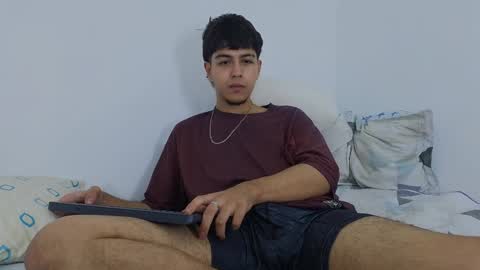 Snapshot of santybig18 chatting on 6, 12, 2024 santybig18 online show from 6, 12, 2024