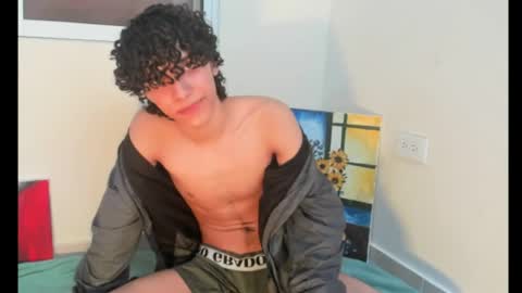 Snapshot of santyrizzo666 chatting on 12, 6, 2026 Santy Rizzo online show from 12, 6, 2026