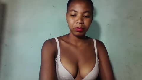 Snapshot of sanyah0123 chatting on 5, 12, 2025 sanyah0123 online show from 5, 12, 2025