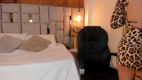 Saori  online show from 15, 2, 2025