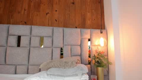 Saori  online show from 19, 2, 2025