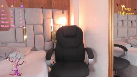 Saori  online show from 28, 10, 2025