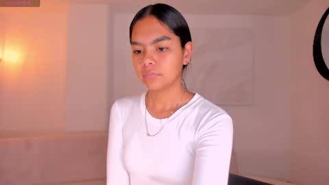 Snapshot of saphirajames chatting on 25, 6, 2026 Saphira James online show from 25, 6, 2026