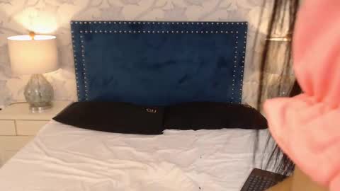 Snapshot of sara17_ chatting on 14, 9, 2025 Sara online show from 14, 9, 2025