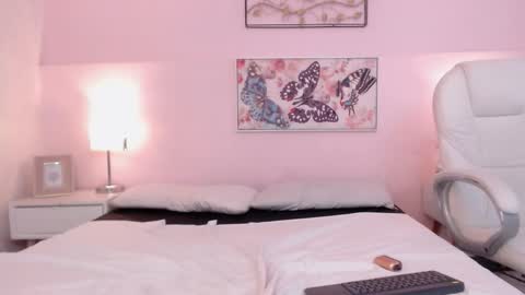 Snapshot of sara17_ chatting on 2, 11, 2025 Sara online show from 2, 11, 2025