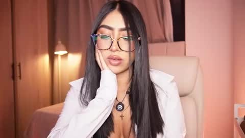 Snapshot of sara_albrecht chatting on 25, 6, 2026 Sara online show from 25, 6, 2026