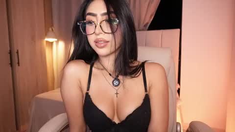 Snapshot of sara_albrecht chatting on 2, 7, 2026 Sara online show from 2, 7, 2026