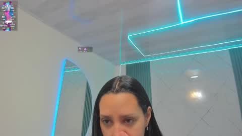 Snapshot of sara_allenx chatting on 10, 3, 2025 sara allenx online show from 10, 3, 2025
