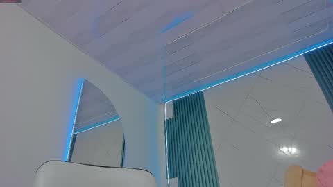 Snapshot of sara_allenx chatting on 28, 9, 2025 sara allenx online show from 28, 9, 2025