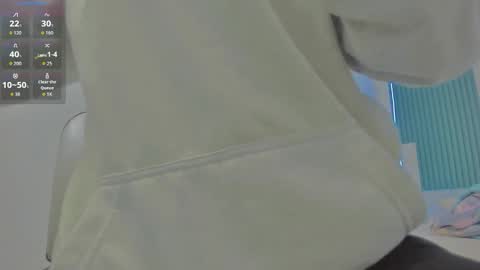 Snapshot of sara_allenx chatting on 13, 10, 2025 sara allenx online show from 13, 10, 2025