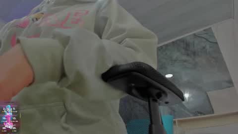 Snapshot of sara_allenx chatting on 1, 12, 2025 sara allenx online show from 1, 12, 2025