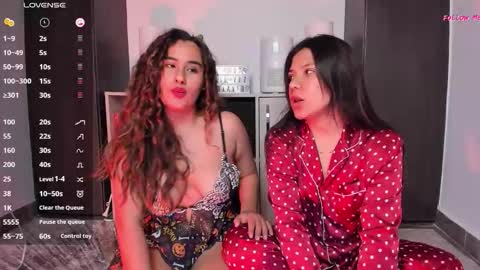 Snapshot of sara_candy_delicious chatting on 25, 10, 2025  Sara London  online show from 25, 10, 2025