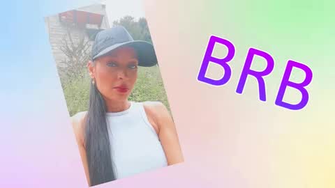 Snapshot of sara_carmona chatting on 18, 11, 2025 SARA online show from 18, 11, 2025