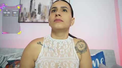 Snapshot of sara_charmy chatting on 6, 10, 2025 online show from 6, 10, 2025