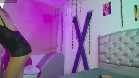 Snapshot of sara_davina chatting on 22, 1, 2025 Sara Davina online show from 22, 1, 2025