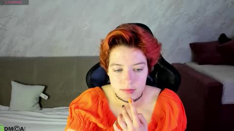 Snapshot of sara_frayy chatting on 19, 9, 2025 Sarah online show from 19, 9, 2025