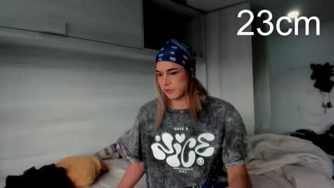 sara_hunter1 online show from 16, 10, 2025