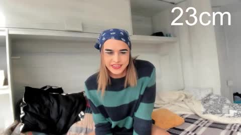 sara_hunter1 online show from 18, 10, 2025