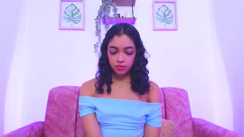 Sara Jhonson  online show from 17, 12, 2024